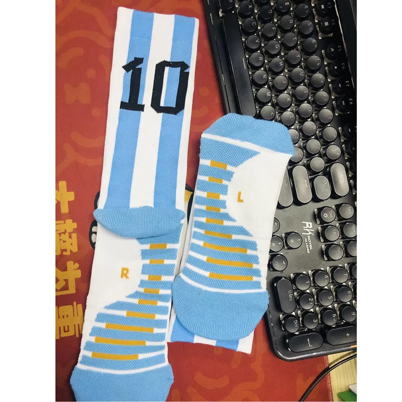 Professional soccer socks Paris Club Star number football sock Men\'s sports socks Men\'s socks Football socks Middle tube socks