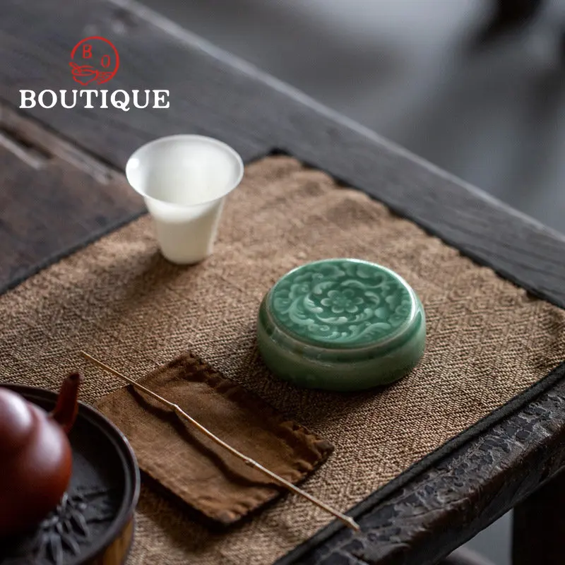 

Boutique Yue Kiln Celadon Teapot Cover Holder Handmade Relief Porcelain Lid Holder Zisha Pot Coaster Kung Fu Tea Set Accessories