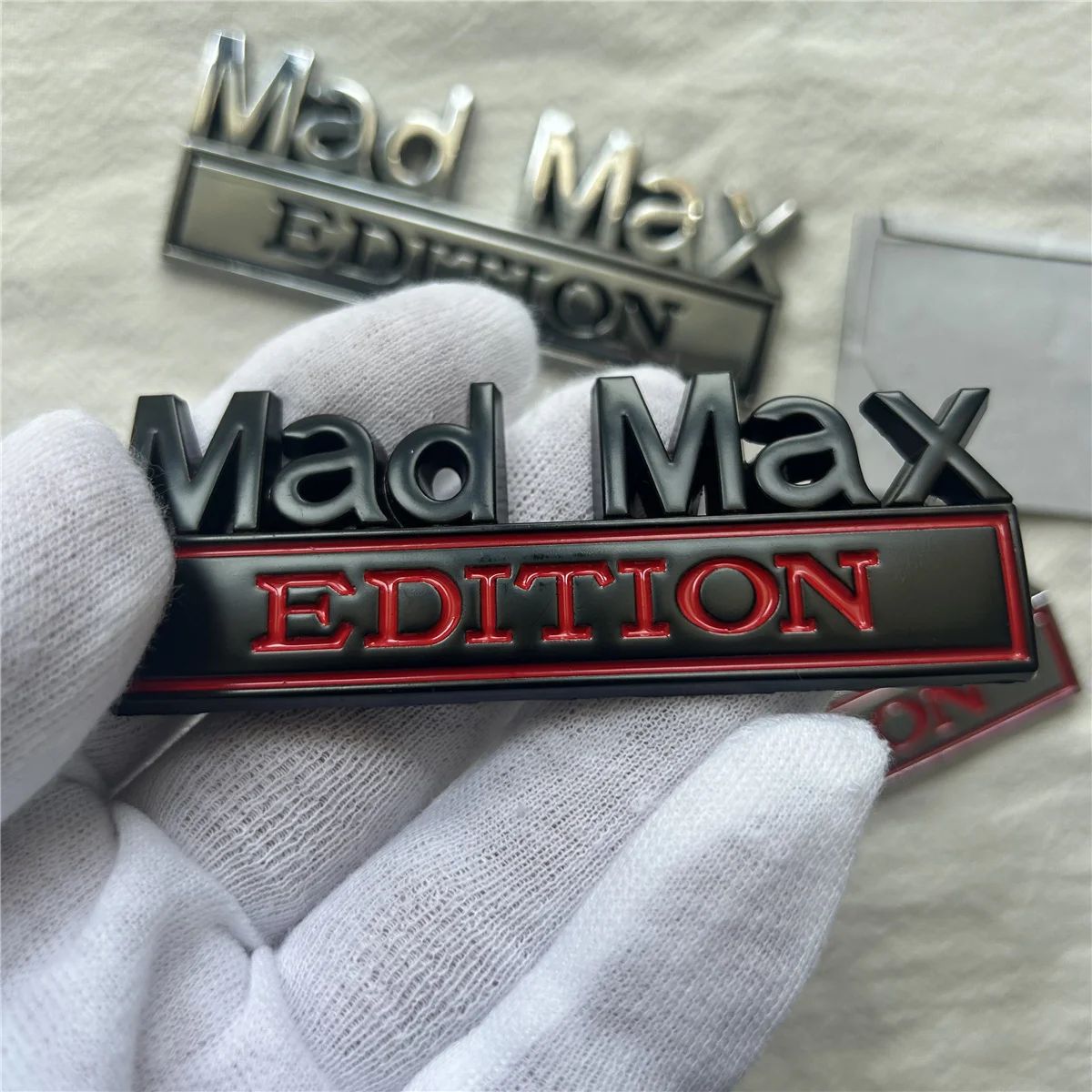 Metal MAD MAX EDITION car logo suitable for body trunk tail side car sticker decal decorative accessories view 5