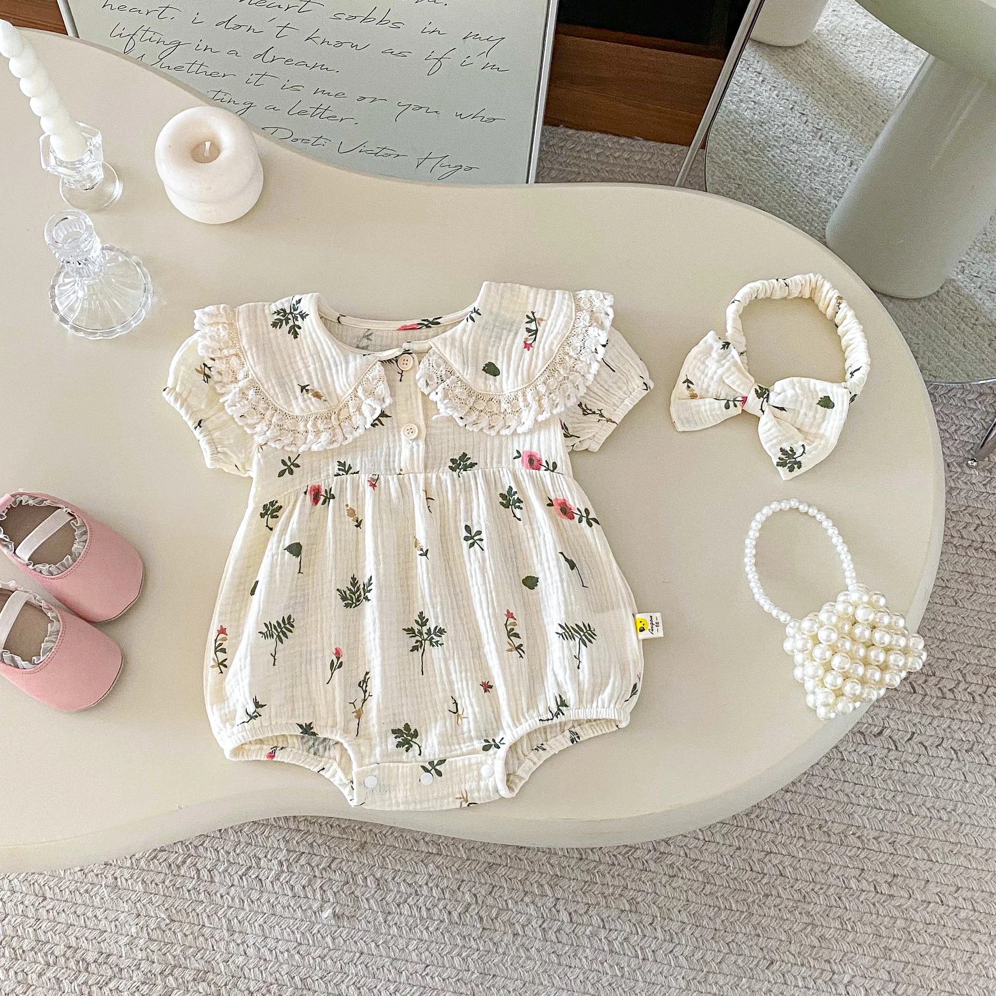 Summer 2026 New Style Baby Girls' Fashionable Crawling Suits, Short Sleeve, with Flower Prints and Flap Collar for Toddlers