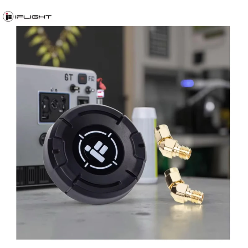 IFlight Pigeon 5.8G Circular Polarization Directional 9dBi Gain FPV Patch Antenna RP-SMA LHCP RHCP with 2PCS 45 Degree Adapter