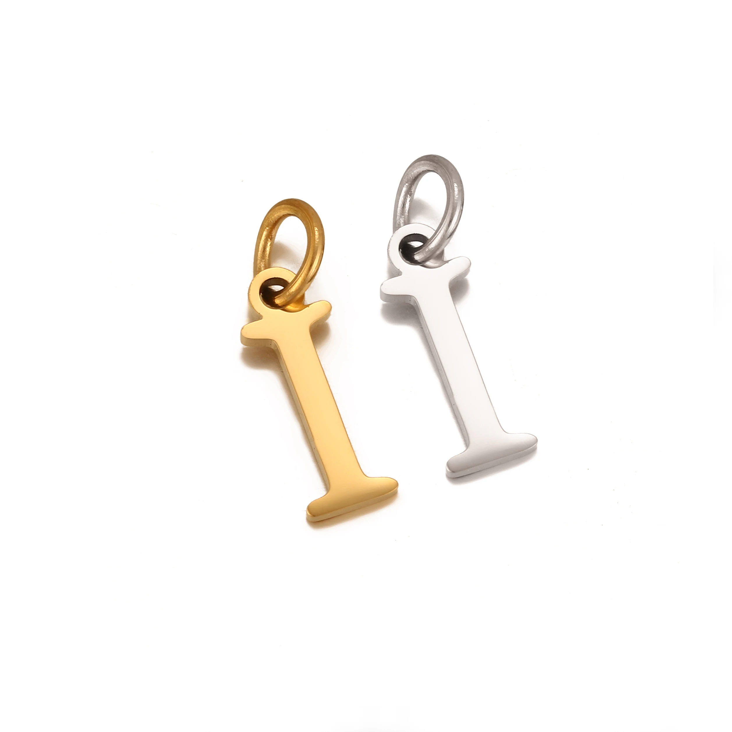 5 Stück Edelstahl Initial Alphabet Charms Fadeless Englischer Buchstabe Anhänger DIY Halskette Armband Geschenk Schmuckherstellung Zubehör