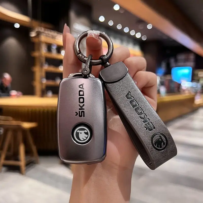 Zinc Alloy Car Remote Smart Key Case Cover For Skoda VRS Octavia 1 2 3 Rapid Kodiaq Karoq RS Fabia Kamiq Superb Auto Accessories