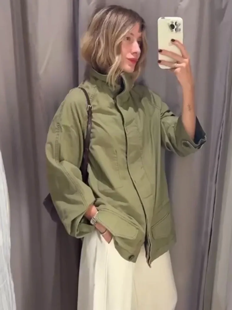 

HH 2025 Autumn Women Casual Loose Jacket Woman Zipper Single-Breasted Pocket Decorate High Collar Street Style Coat Mujer