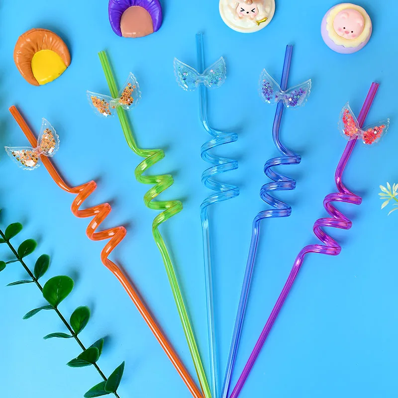 8pcs Angel Wing-Shaped Plastic Twisted Straws – Reusable Eco