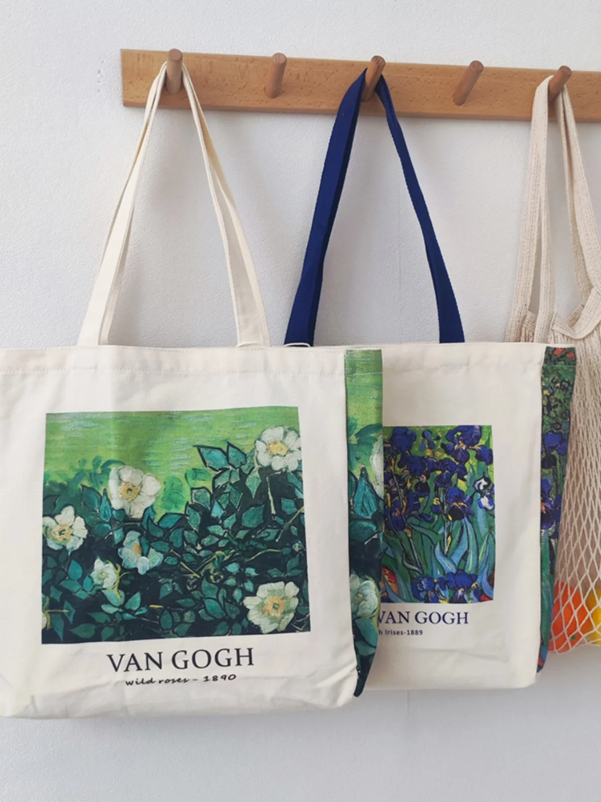 

Van Gogh Rose Oil Painting Canvas Bag Large Capacity Portable Versatile Shopping Bag Zipper Shoulder Bag Male and Female School