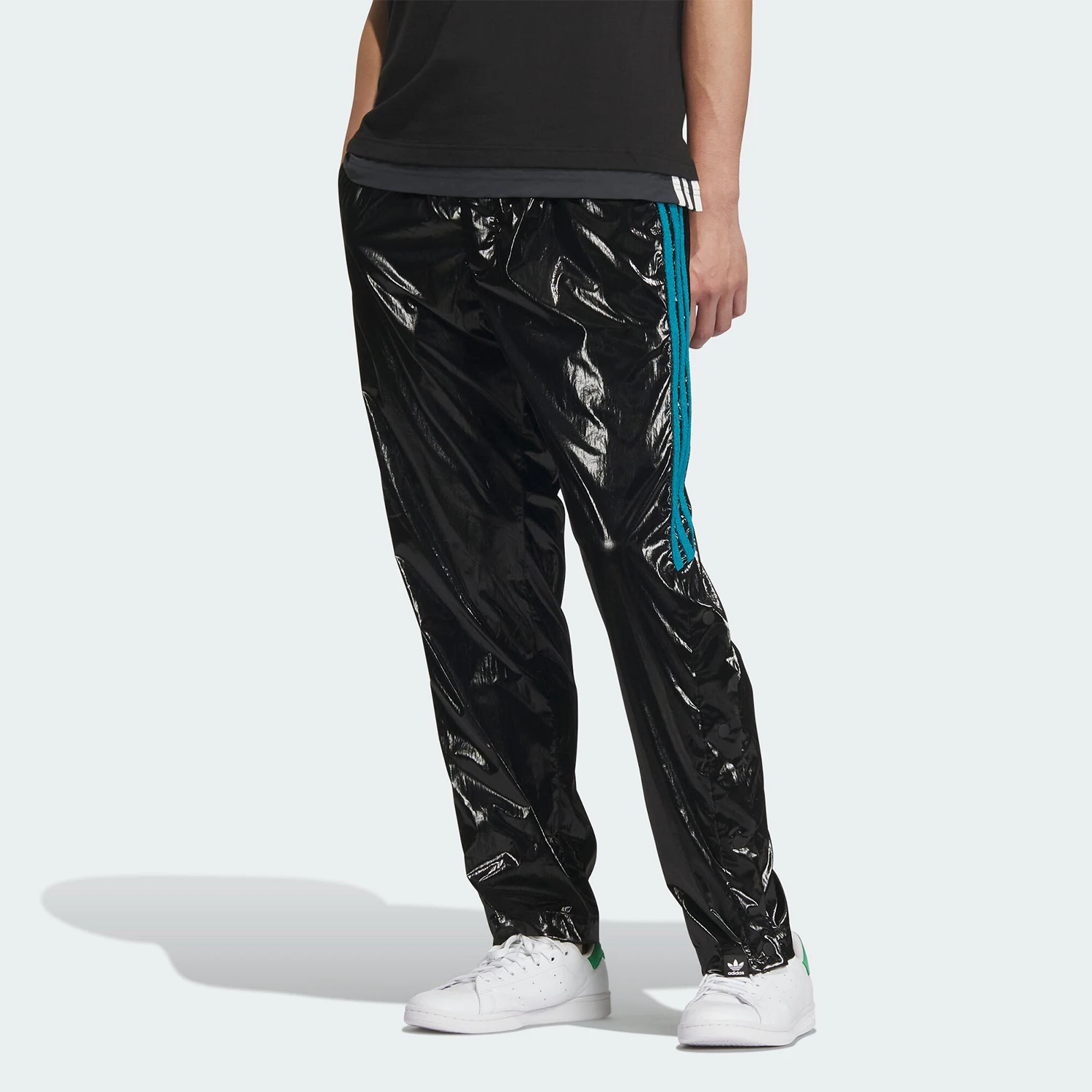 

Adidas genuine Originals Unisex Comfortable Casual Jogger Pants IY9516