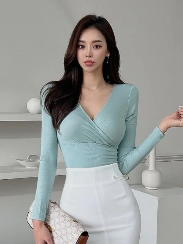 Version 2024 Autumn/winter Korean New V-neck Long Sleeve Pullover Women Pleated Cinching Waist Solid Slim Knitted Top SS5R