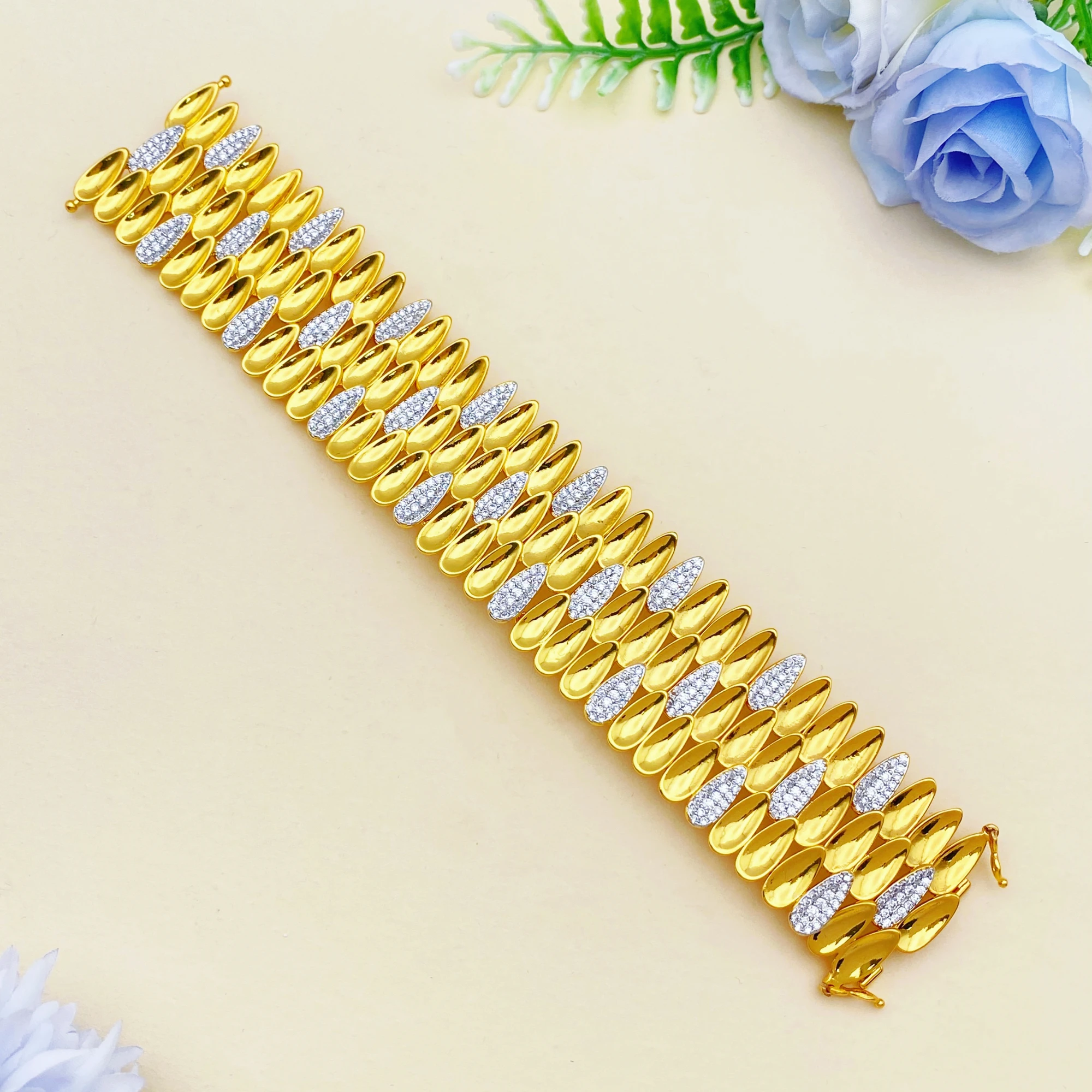 JRH Super Sparkling Arab Style 4Pcs Necklace Earrings Bracelet Ring Gold Plated Women Jewelry Set Luxurious Gift