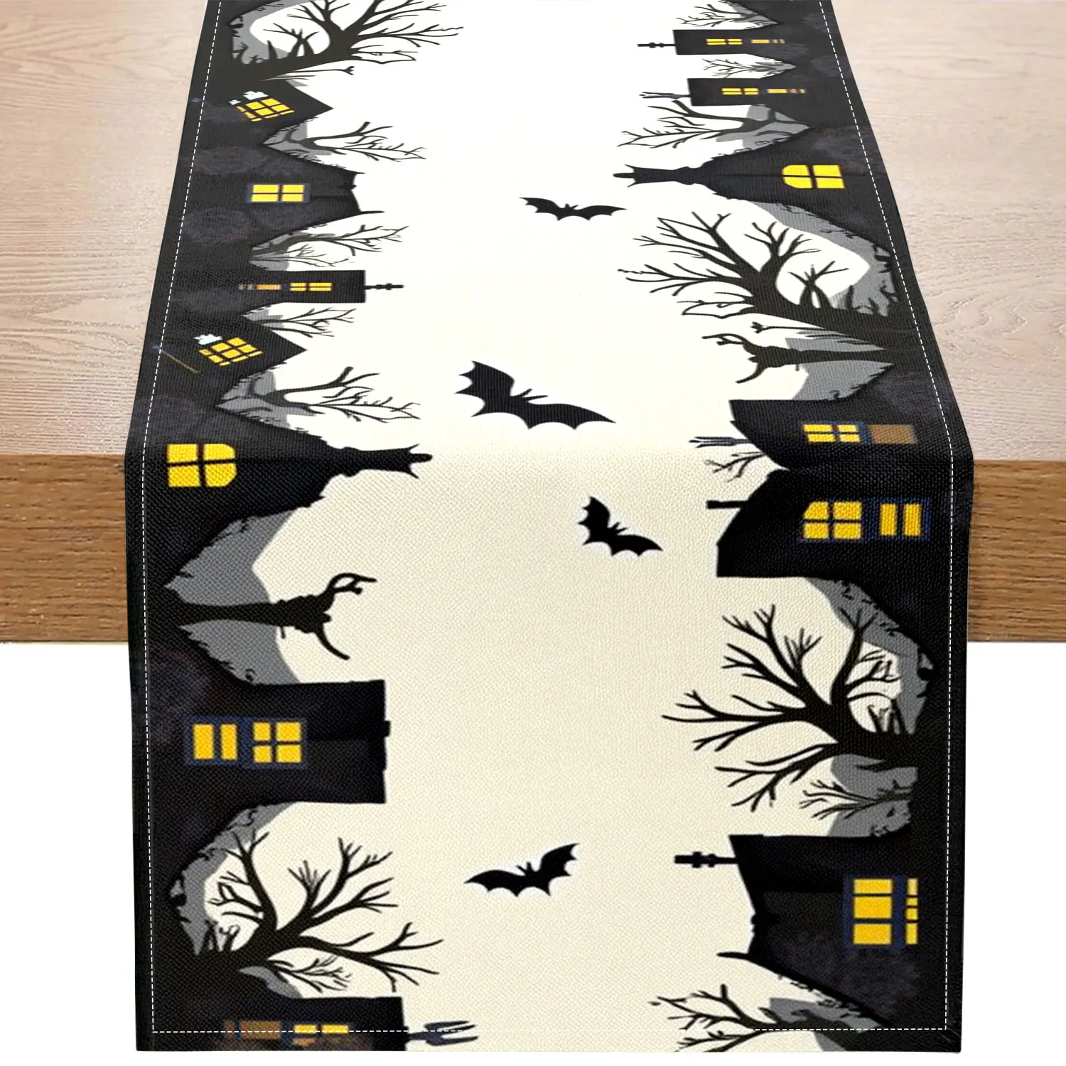 قطعة واحدة من مفرش طاولة تحت عنوان قلعة الساحرة للهالوين، يظهر قلعة وأشجار ذابلة وخفافيش، مناسب لحفلات العطلات والديكورات على الطراز الداكن