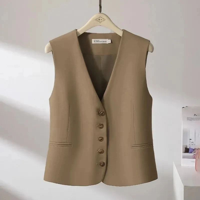 Black Vest Jacket 2024 Spring Autumn New Women's Slim V-neck Sleeveless Coat Fashion Casual Short Waistcoat Outwear Feminine