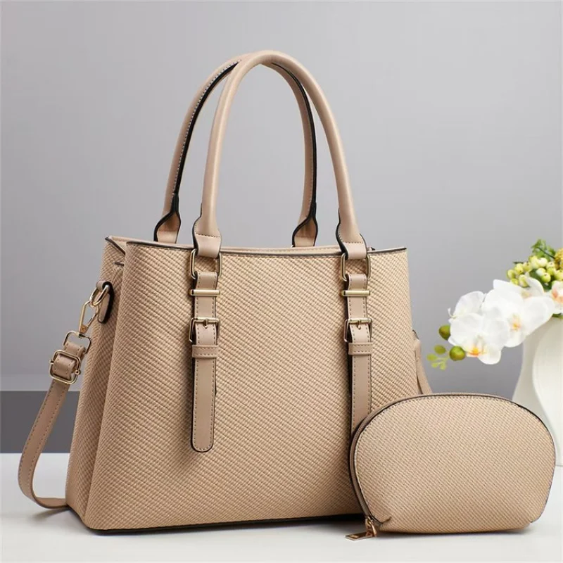 

Chic Classic Leather Crossbody Bag For Ladies, Luxury Brand Women's Handbag, Popular Shoulder Messenger Tote By Elegant Designer
