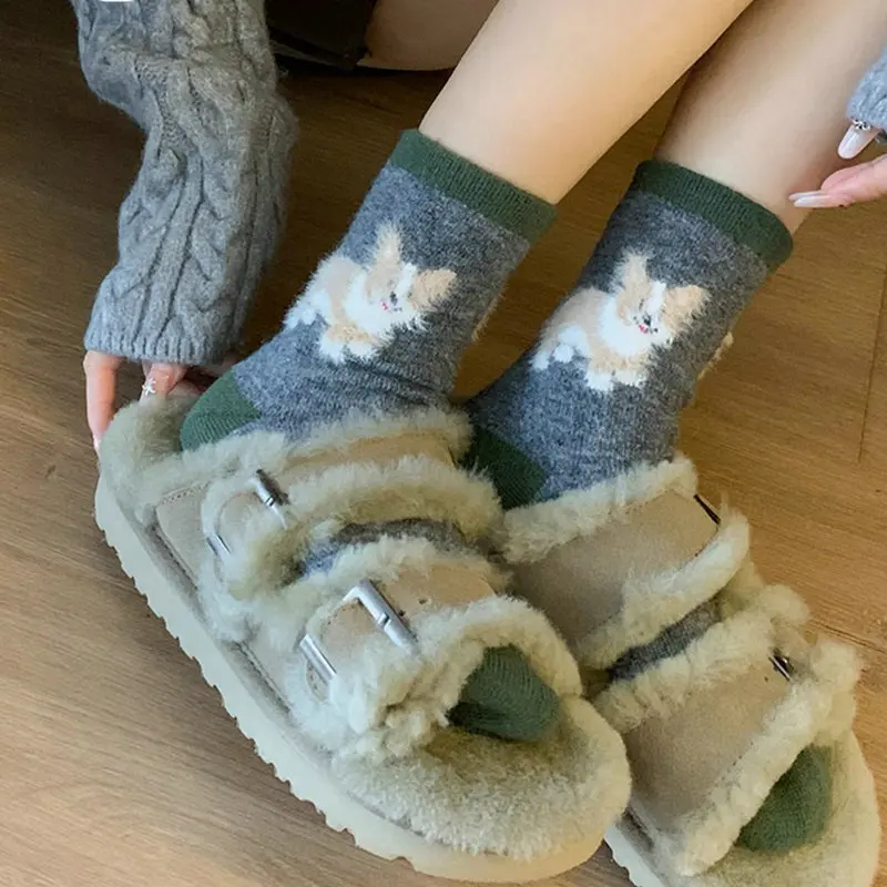 الملونة لطيف أفخم جرو الجوارب للنساء الخريف والشتاء كلية نمط الكرتون كومة الجوارب الرجعية اللون حظر منتصف جوارب أنبوبية #5