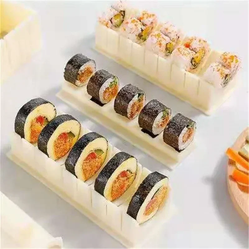 Sushi Mold Three-piece White Plastic Set Nori Seaweed Steamed Rice Material Round Sushi Mold Set Household Kitchen Tools
