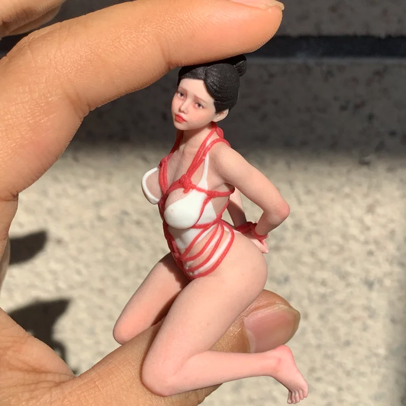 1/18 High-quality Yasna GK swimsuit pressure surface mini car decoration computer ornament hand-made toy handmade gift chassis