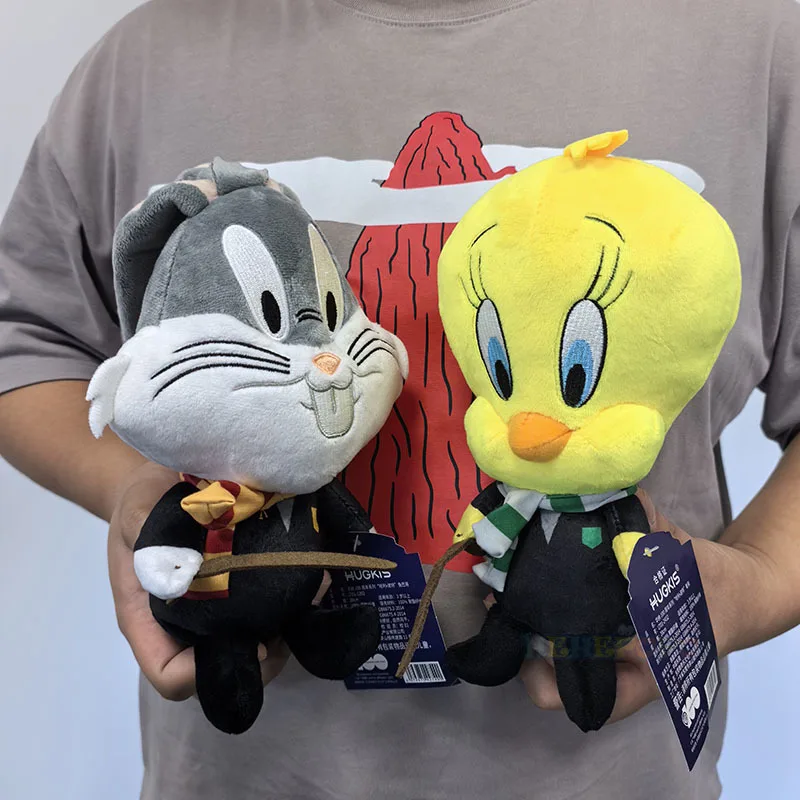 Limited Edition Harry Potter Tweety en Bugs Bunny Looney Tunes knuffels voor Warner Bros 100th Anniversary Collectors