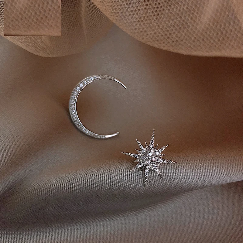 925 Sterling Silver Newest Shiny Star Moon Asymmetric Stud Earring for Lady Party Jewelry Clothing Accessories