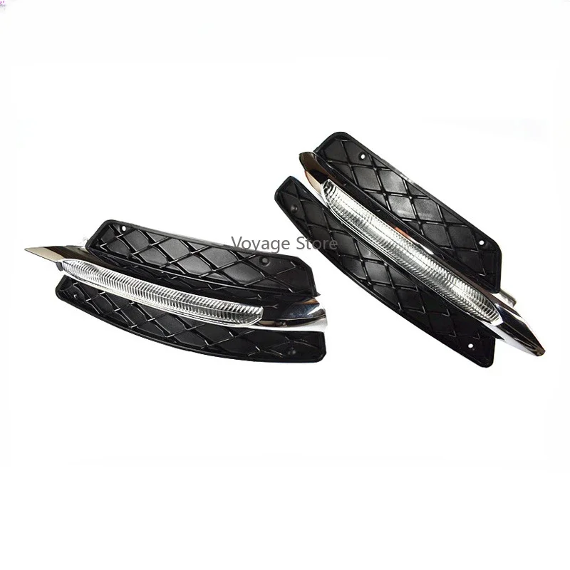 

Suitable for the new Mercedes-Benz C-Class W204C180C200C300C260 modified daytime running light A2049068900