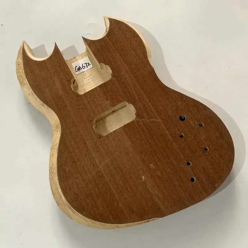 

GB672 Unfinished Electric Guitar 6 Strings SG Guitar Body in Solid Wood Right Hand Custom Bridges and Tremolo with Damages