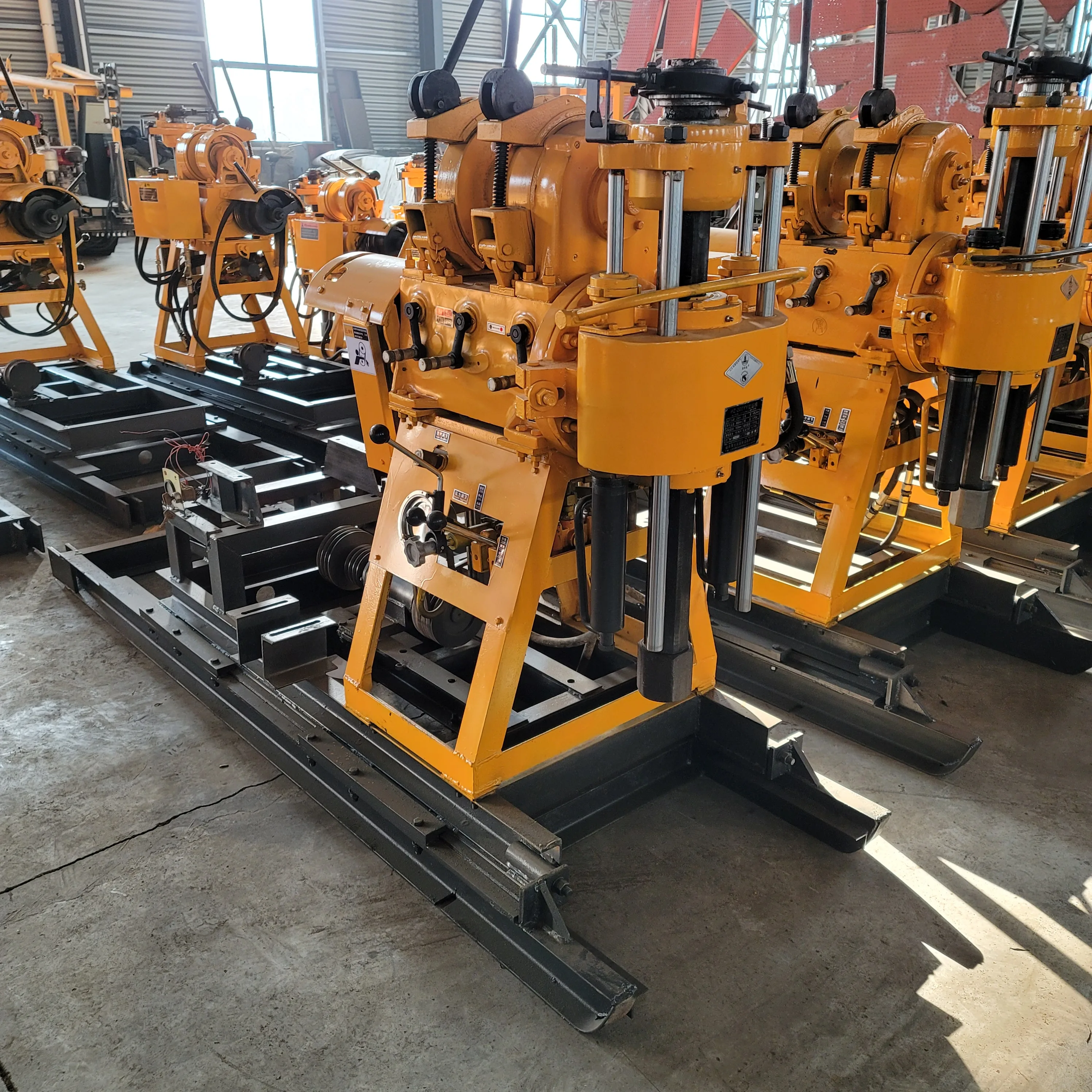 Customized Mining Drilling max.200m deep drilling rig Water Well geological drilling machine