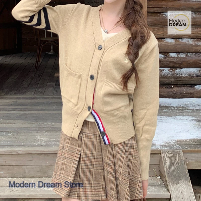 

Korean style college sweater coat women's autumn and winter new contrast fashion temperament casual sweater knit cardigan coat