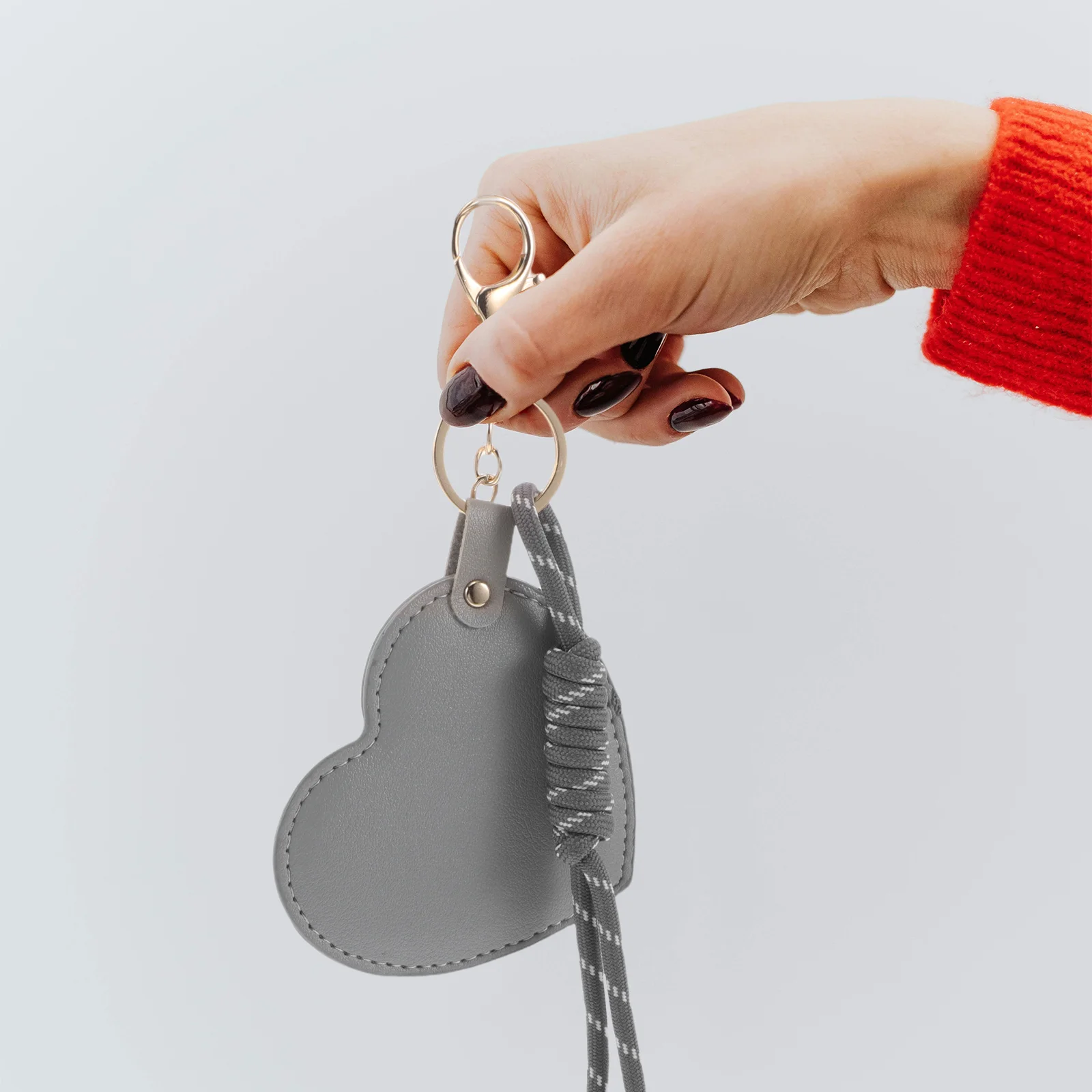 2Pcs Heart Shaped Handheld Mirror 360 Rotating Travel Makeup Compact Portable Lightweight Durable Cute Purse Accessory