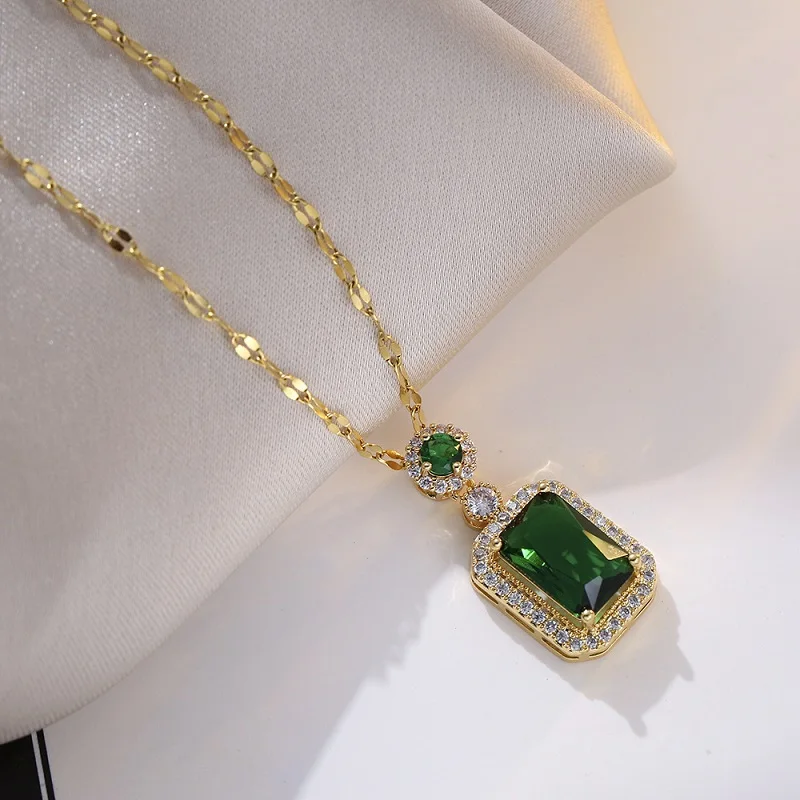 Retro Emerald Necklace For Women Female Zircon Crystal Necklace Pendant Luxury High Quality Jewelry Wholesale