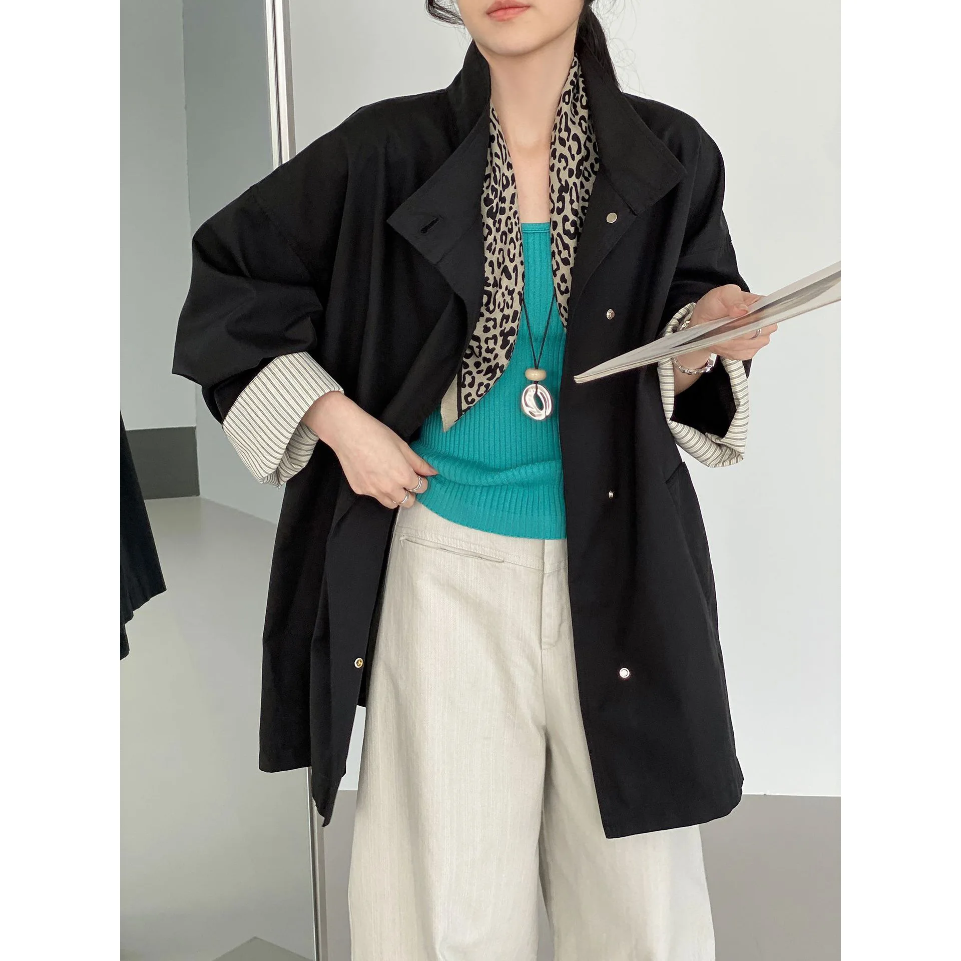 SuperAen Korean-style Stand Neck Design Trench for Women Striped Long-sleeved Contrasting Color Elegant Casual Coats