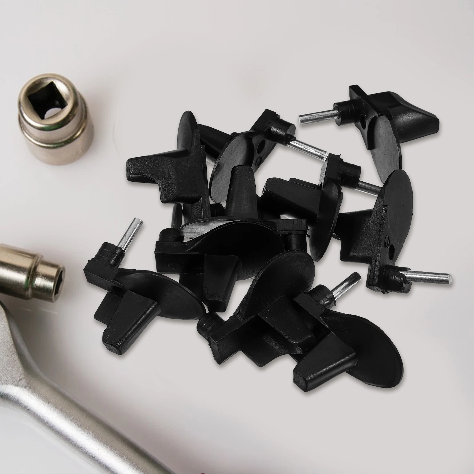 10pcs Chainsaw Chain Holder Blocks Catching Components Keeping Tools Precision Design Safety Feature Versatile Application Power