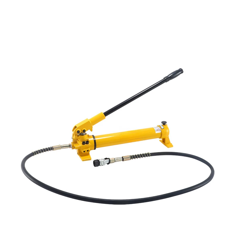 Manual hydraulic pump CP-700 Oil storage 0.9 liters Output pressure 70 trillion Pa