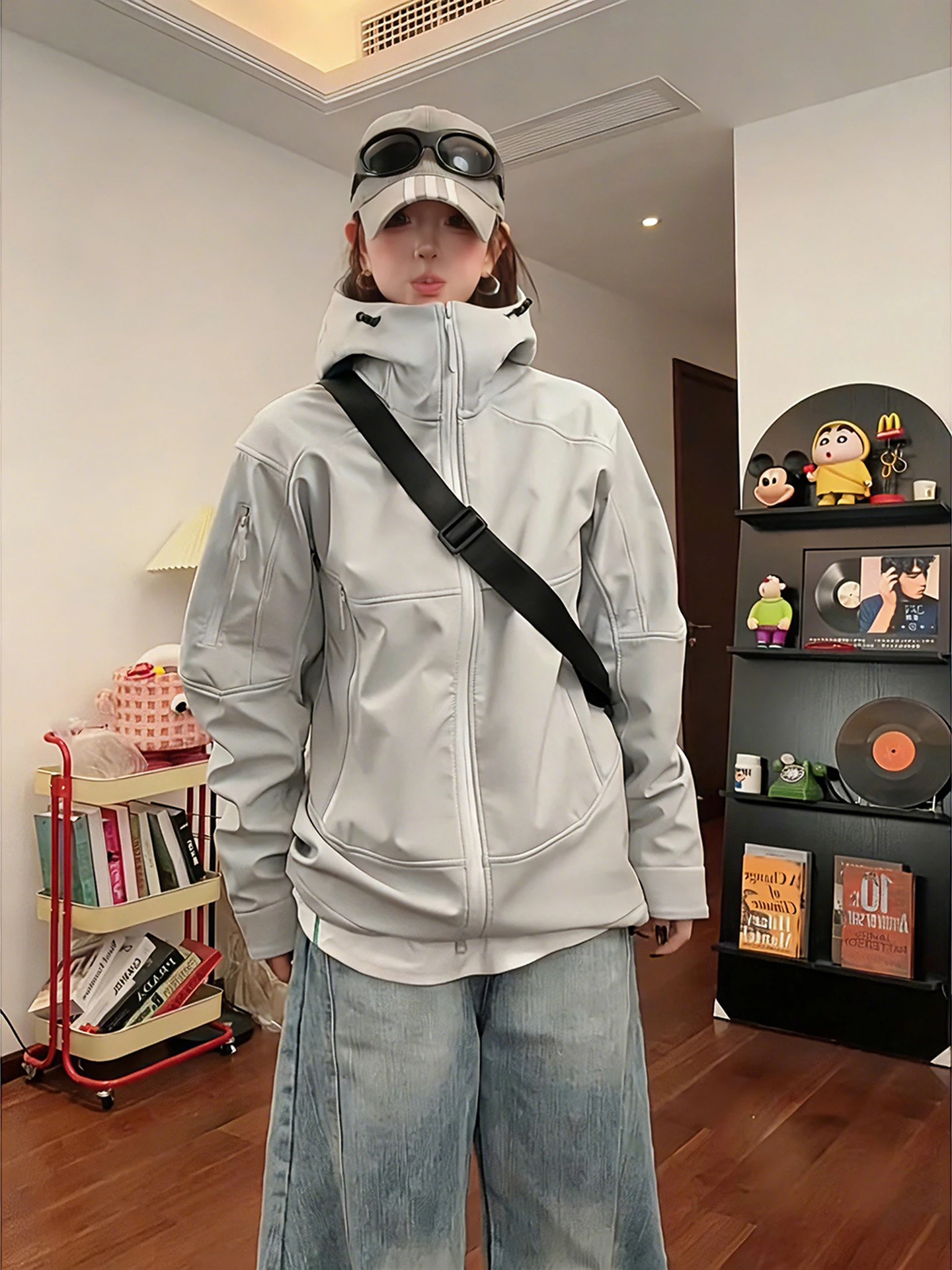 

ex American Functional Soft ell Jaet Spring Windproof Waterproof Hiking Climbing Small Size Outerwear Coat for Men An...