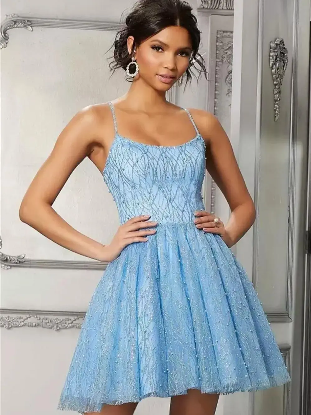 Sleeveless Lace Beaded Girls Halter Cocktail Short Dresses Homecoming Season Dresses Prom Dresse  vestidos de coquetel