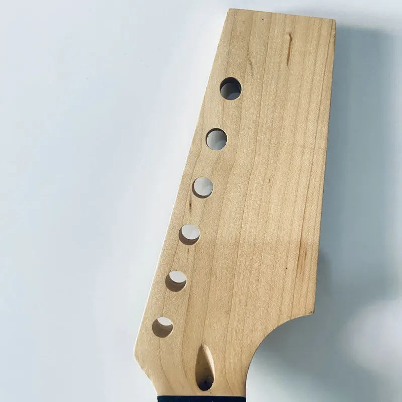 EN823 Uncut Headstock ST Model  Electric Guitar Neck 6 String Maple With Tosewood 22 Frets  for DIY Guitar Part