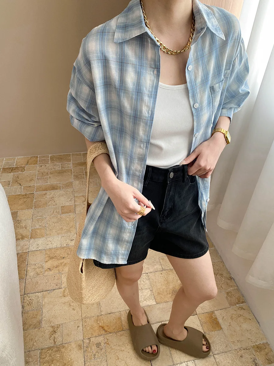 

Spring and summer women's casual plaid lapel long sleeved pocket decoration loose shirt
