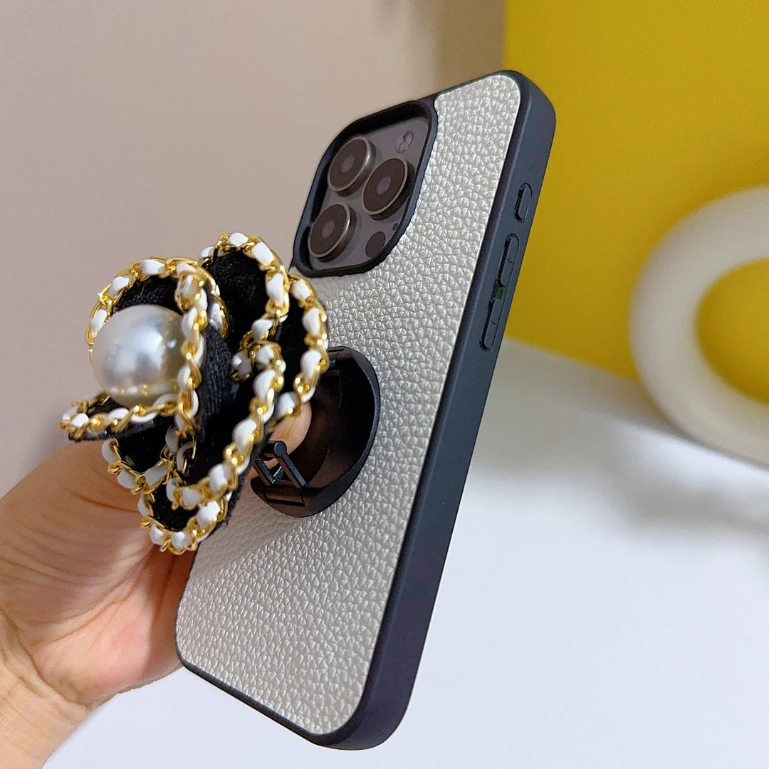 

Luxury Chain flower Folding bracket PU leather Case for iPhone 17 16 15 14 Phone Cover 13 12 Pro MAX Hard Shockproof Back Funda
