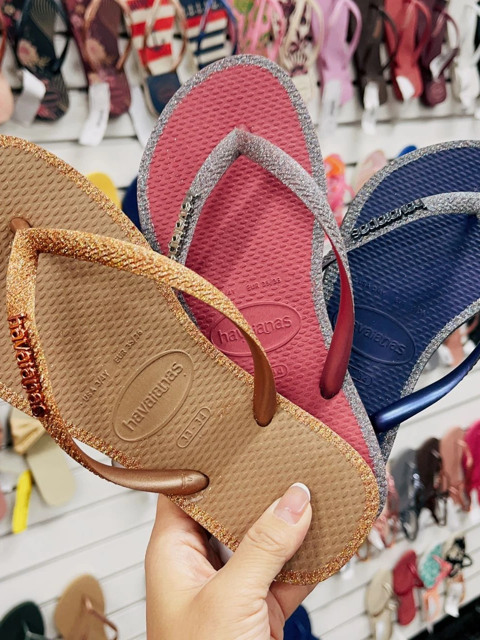 

Slim Fla Faionable Flip Flops Outdoor Wear Anti-Slip Summer Sea Casual Flat Heel PVC Outsole Youth Suitable