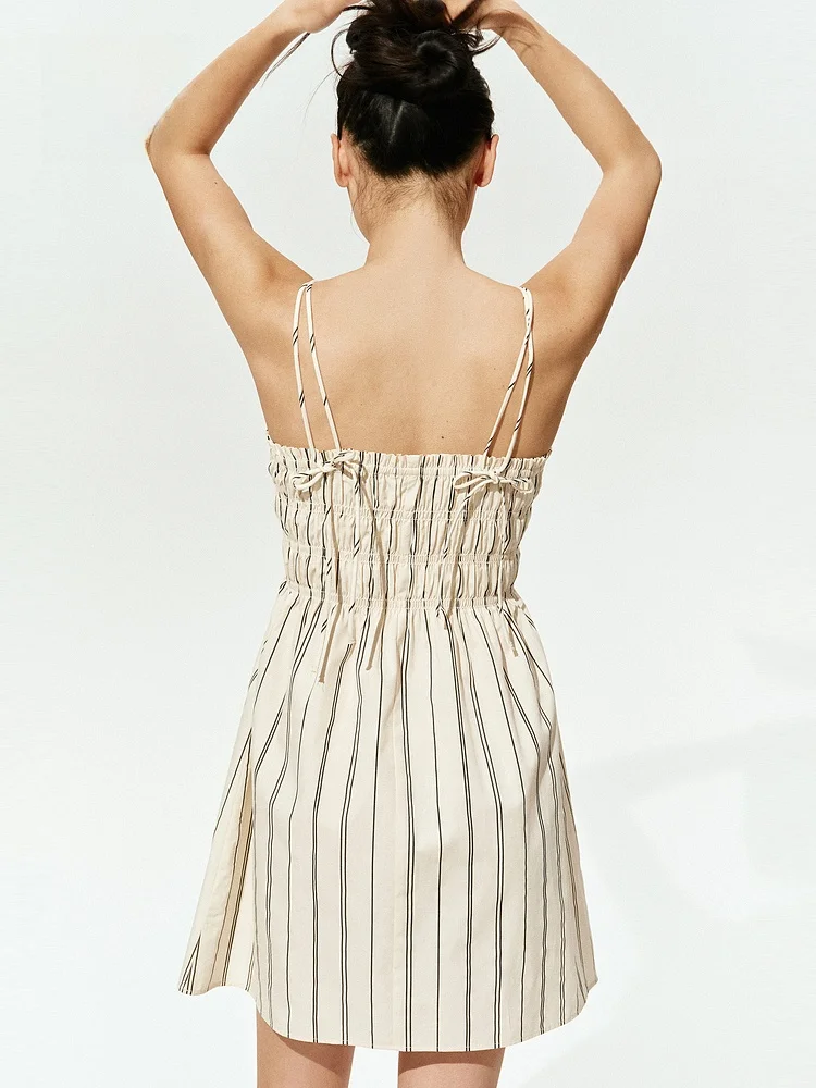 Ele H&M Damen-Weste mit Riemen, Dr. Frühling, neuer quadratischer Kragen, Glocken-Design, Sensation, Blumenrock, Baumwolle, 00 % Ort