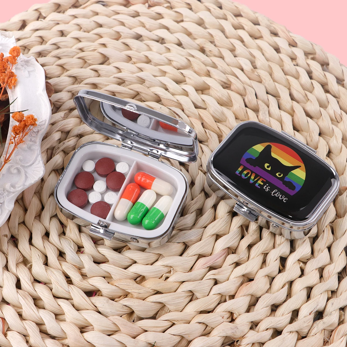 Cute Cat Pattern Metal Medicine Box with 2 Compartments Portable Travel Sealed Small Pill Organizer Container Storage