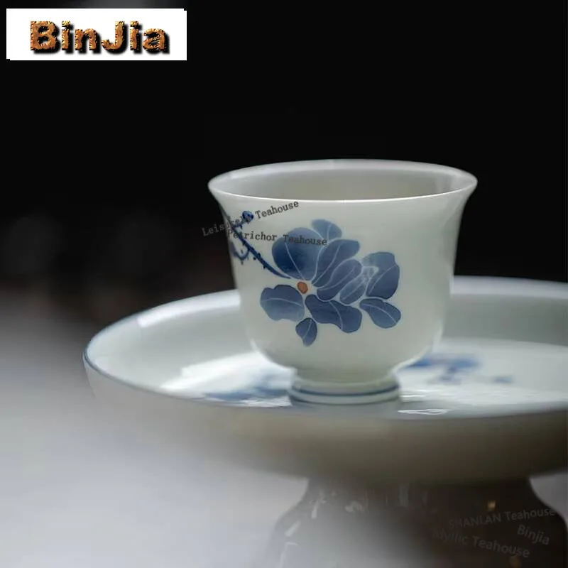 2Pc/Set Hand-Painted Magnolia Tea Cup Underglaze Colored Blue And White Porcelain Master Japanese Mug Kung Fu Teaset 40Ml