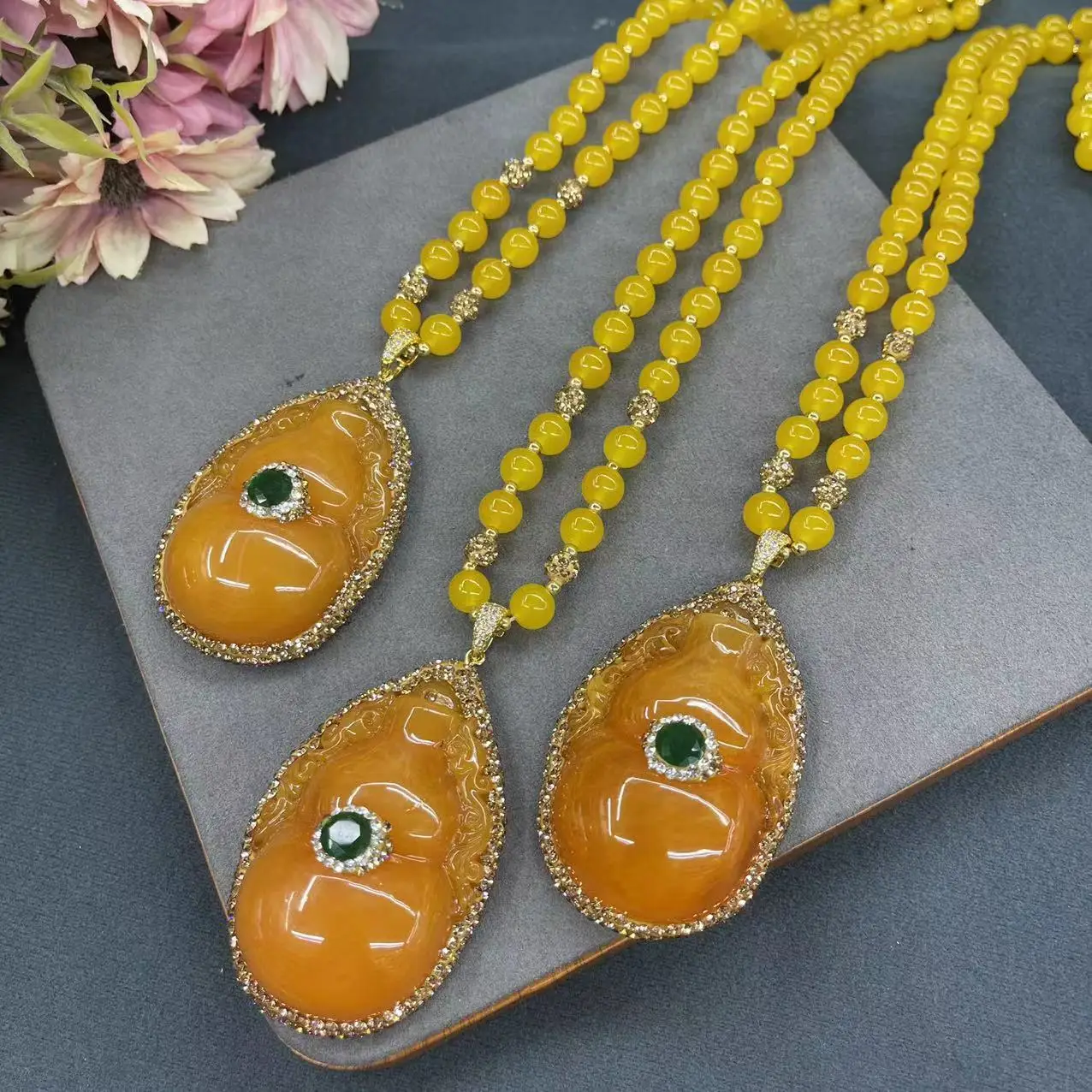 

DIY accessories Second-generation beeswax necklace Internet celebrities with the same high-end atmosphere hand-inlaid gemstone j