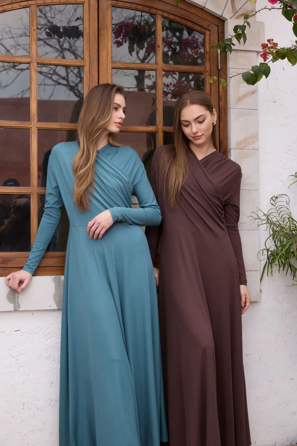 Thumbnail 4 - #10 Trending Maxi Dress Right Now
