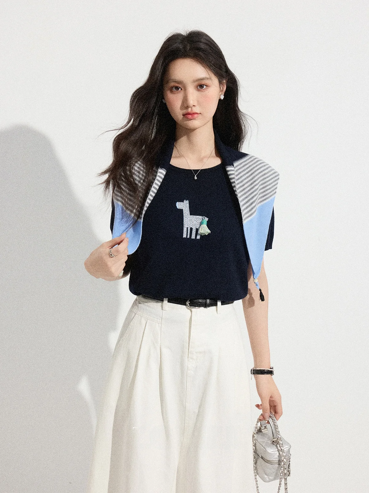 

Свободный корейский женский трикотажный джемпер с круглым вырезом и длинными рукавами, однотонный, синий, для повседневной носки, весна-лето, новинка