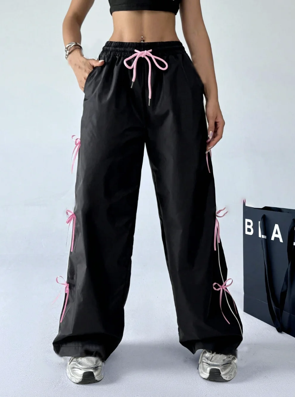 Einfarbige dekorative Handwerks kunst lässig modische elegante japanische koreanische europäische und amerikanische gestreifte Damen hose