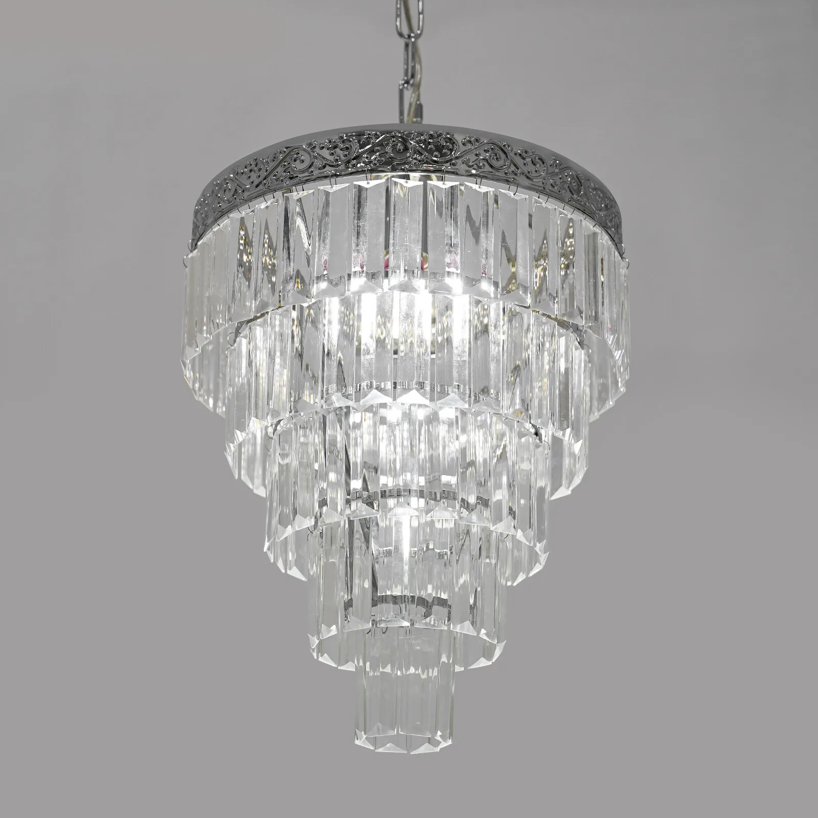 

Современная хрустальная люстра-подвеска для декора гостиной