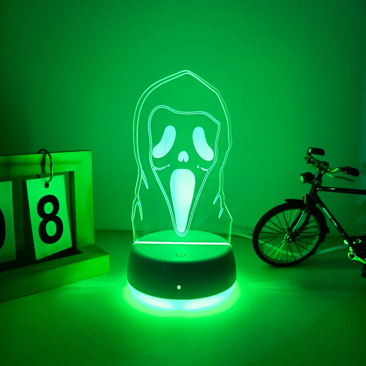 

1pc Halloween creative ghost face seven color 3D night light, Halloween decorative light, touch switch, USB power supply for use