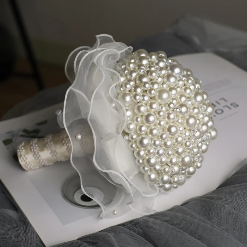 

Pearl rhinestone hand bouquet bride girlfriend wedding handmade crystal material package gift wedding crown decoration ornament