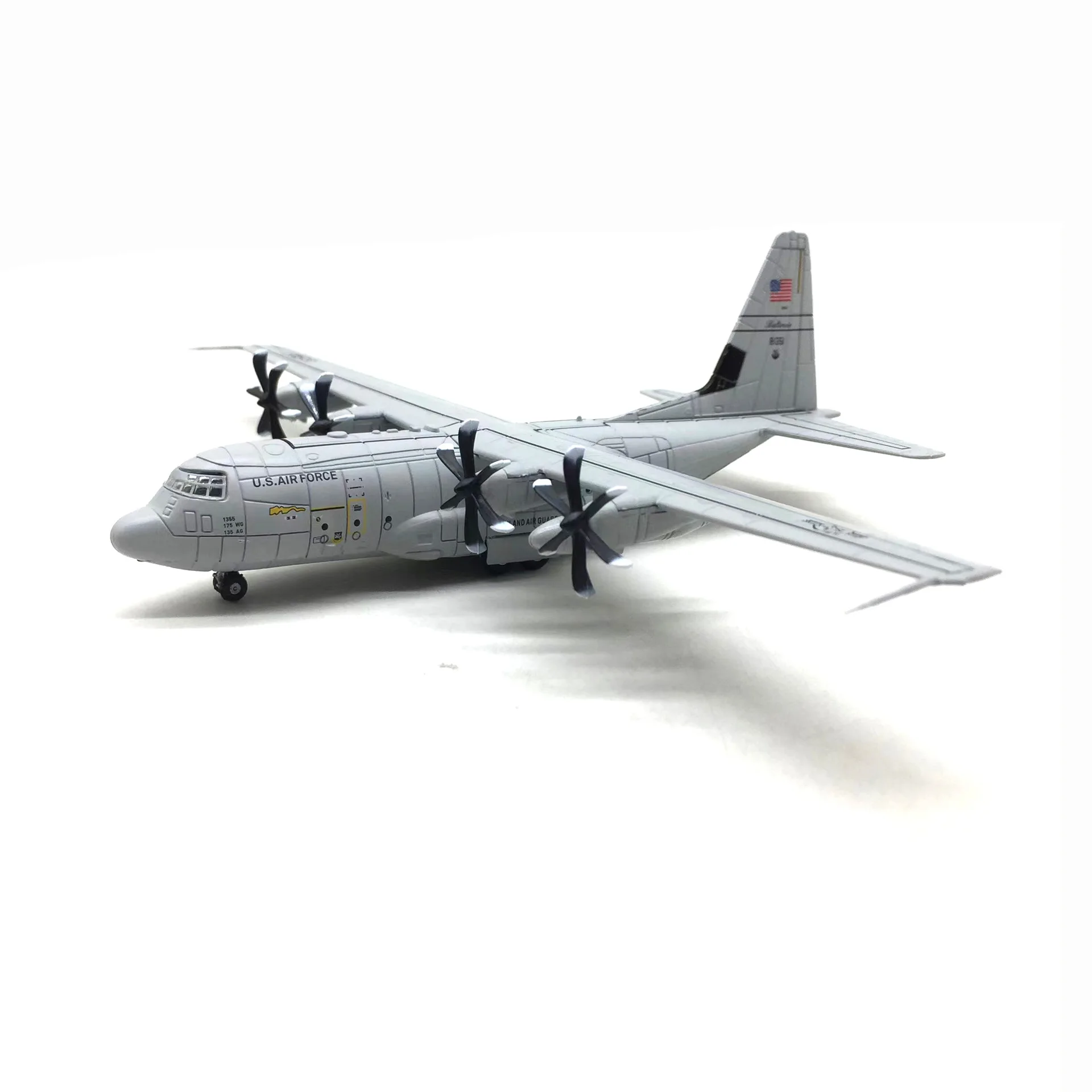 1:200 Scale USAF C-130J Super Hercules Transport Aircraft Model With Display Stand Collectible Gifts C130 Alloy Airplane Model