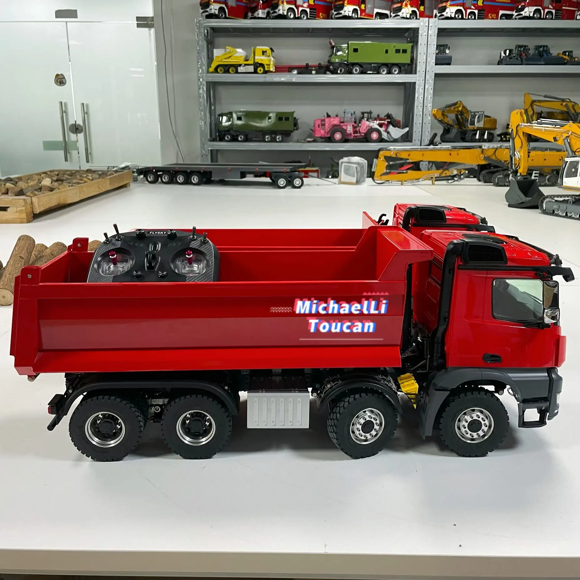 1/14 Kabolite 8X8 RC Wywrotka hydrauliczna K3366 W/Metalowy system dźwięku U buket Wywrotka Metalowy drewno Płaski model zabawki Prezent