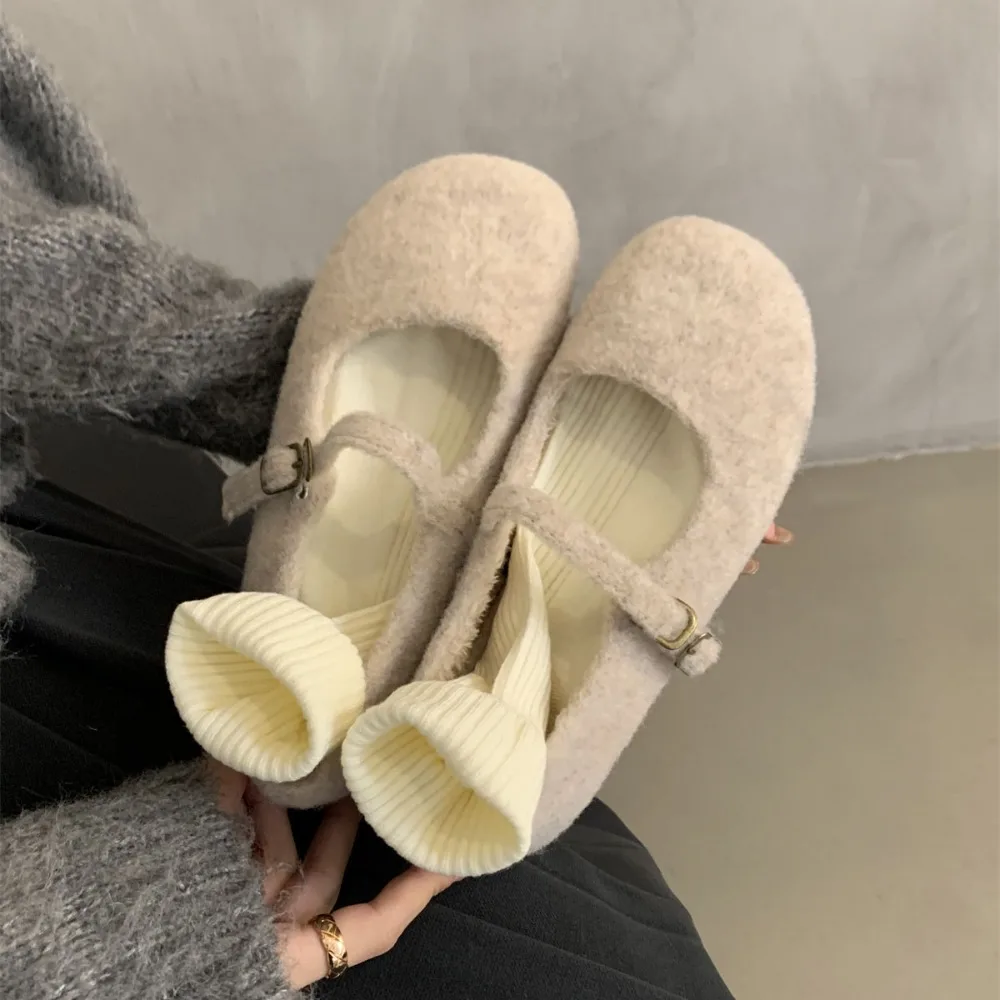 Zapatillas de Ballet con punta cuadrada para mujer, zapatos Mary Jane de lana cálidos para invierno, mocasines de felpa elegantes con diseño de marca para mujer