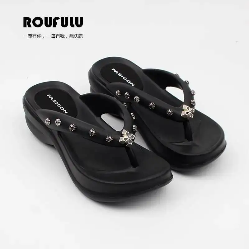 

Original Design Women's Flip Flops Summer 2025 New Thick Soled Wedge Flip Flops Mid Heel Sandals For Outdoor & Beach